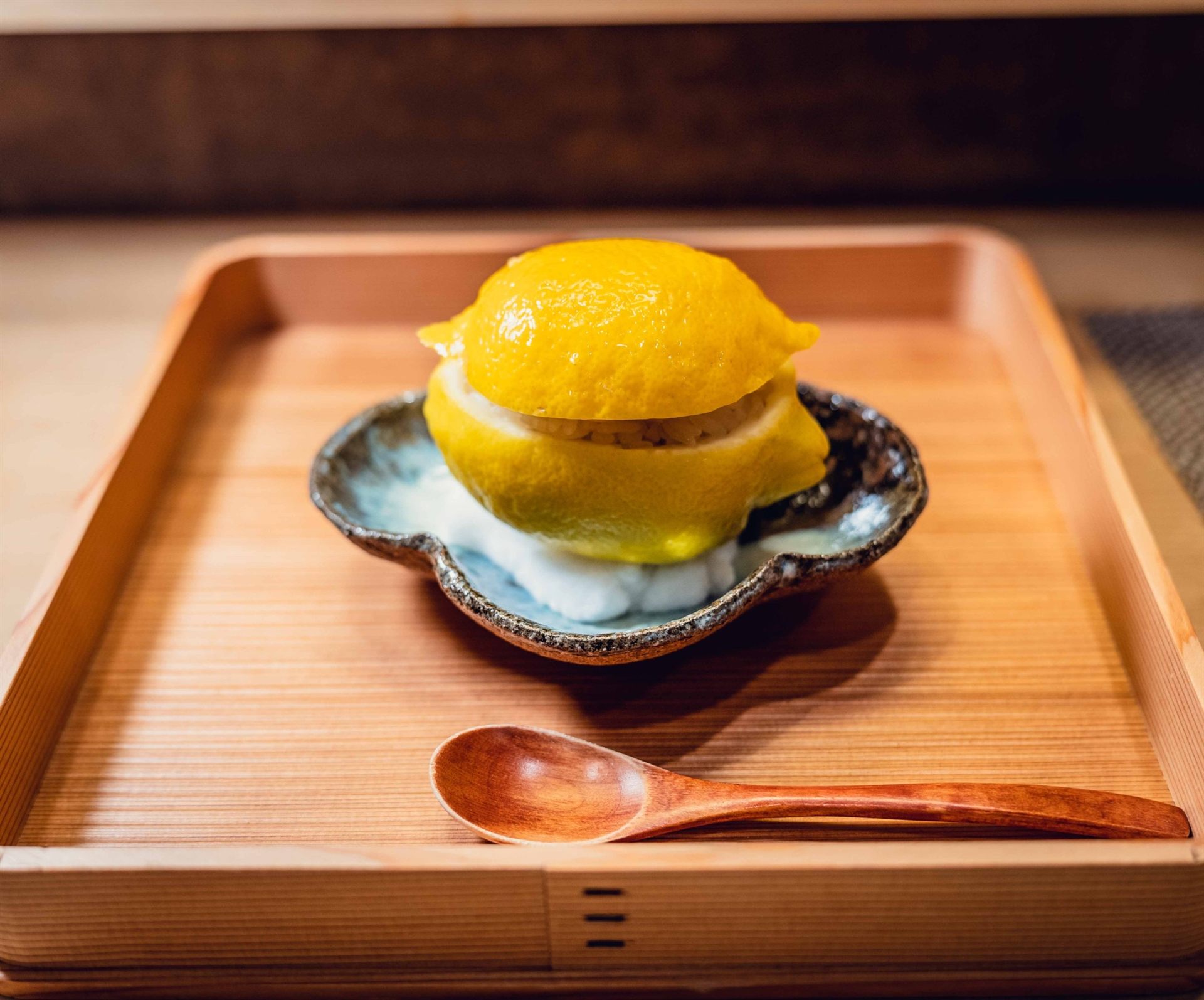季節の水菓子（架空）